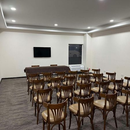 Best Western Plus Sacramento Chihuahua Kültér fotó